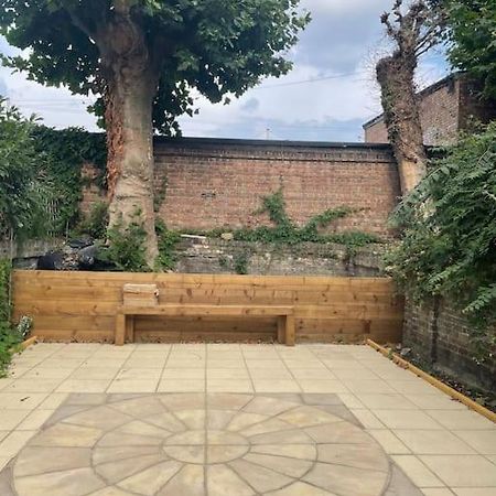 West London Stunning Garden Flat - Period Features Apartment Exterior photo